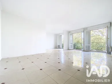 Appartement à Versailles (78000)