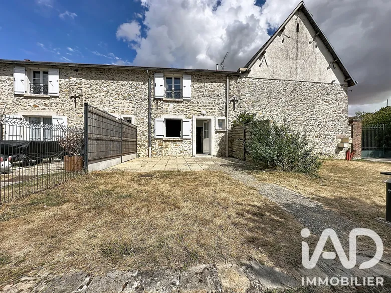 Appartement 3 pièces 72 m² · à Orphin · 72 m² · 206 000 €