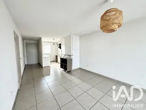 Apartment in Villenave-d'Ornon (33140)
