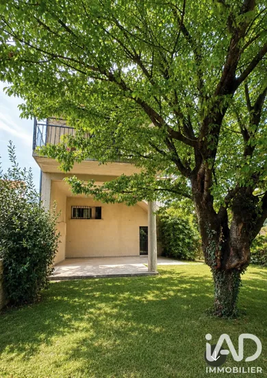 Maison à Saint-Martin-d'Hères (38400)