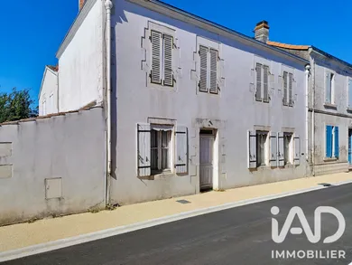 Maison de ville à Andilly (17230)