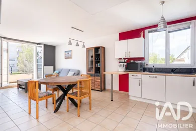 Duplex à Saint-Priest (69800)
