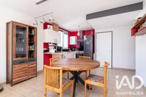 Duplex à Saint-Priest (69800)