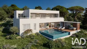 Architectural house in Castelnau-le-Lez (34170)