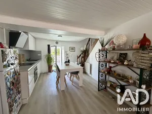 Townhouse in Pont-d'Ain (01160)
