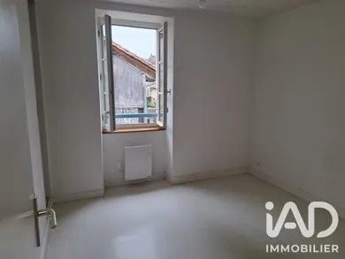 Appartement à Saint-Céré (46400)
