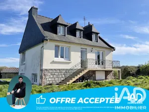 Maison traditionnelle à Brélidy (22140)