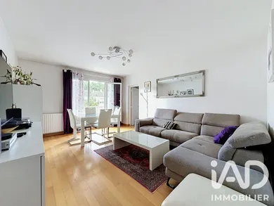 Appartement à Magny-les-Hameaux (78114)