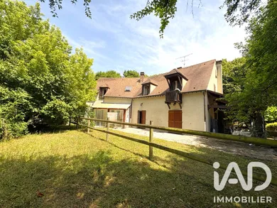 Domaine à Asnières-sur-Oise (95270)