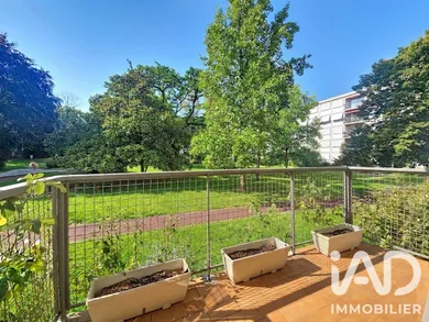 Apartment in Marly-le-Roi (78160)