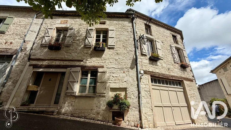 Maison 6 pièces 174 m² · à Montcuq · 173,9 m² · 420 000 €