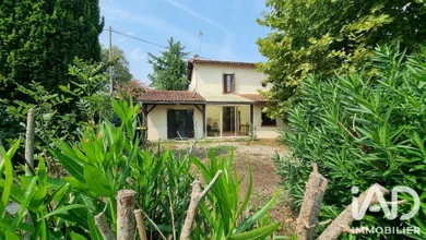 Maison de campagne à Sainte-Florence (33350)