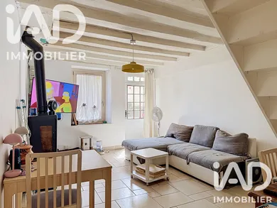 Maison de village à Saint-Germain-des-Prés (45220)