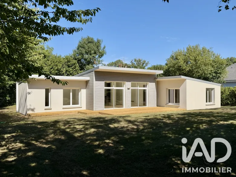 Maison 5 pièces 114 m² · à Saint-Sauveur-Villages · 114 m² · 272 000 €