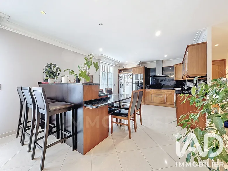 Maison 7 pièces 190 m² · à Pontault-Combault · 190 m² · 520 000 €