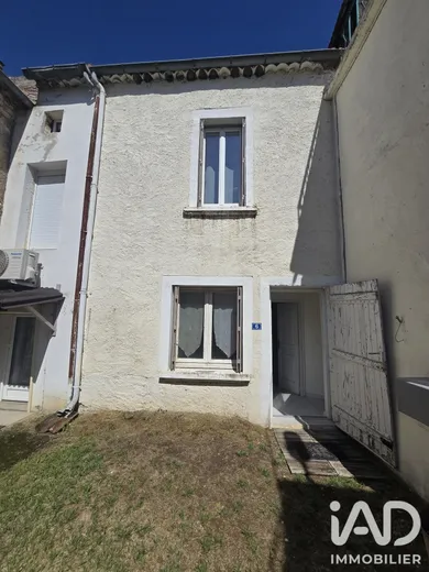 Building in Prayssac (46220)