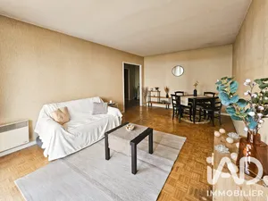Apartment in Yerres (91330)