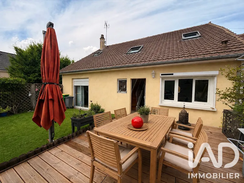 Maison 4 pièces 126 m² · à Arnage · 126 m² · 254 000 €
