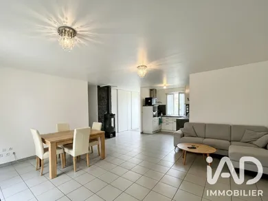 Townhouse in Cordemais (44360)