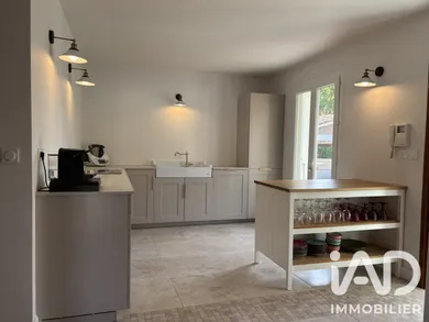Traditional house in CARPENTRAS (84200)