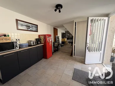 Townhouse in Amboise (37400)