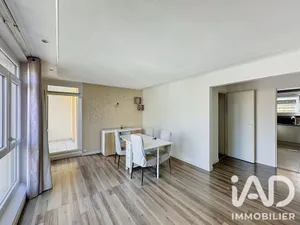 Apartment in Montesson (78360)