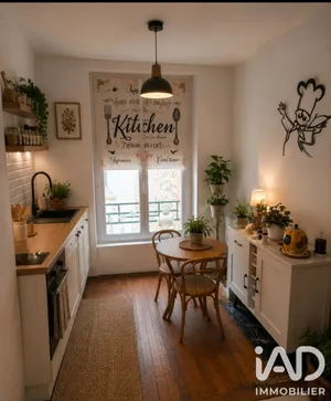 Apartment in Paris (75013)