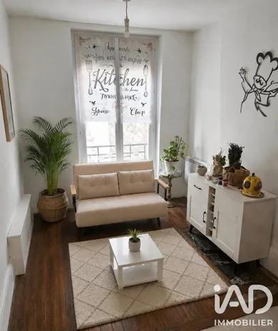 Apartment in Paris (75013)