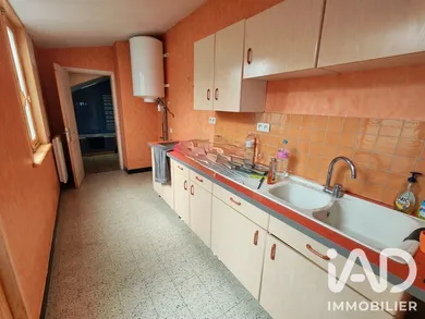 Immeuble à Bruay-la-Buissière (62700)