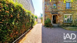 Maison à Méry-sur-Oise (95540)
