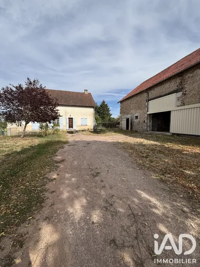 Maison de campagne à Cérilly (03350)