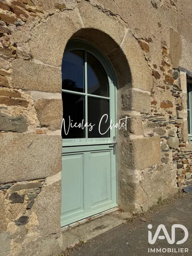 Longere in Bécon-les-Granits (49370)