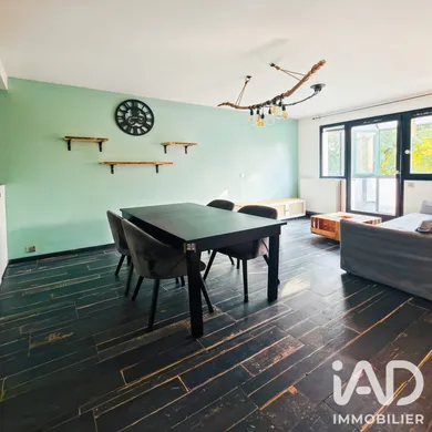 Triplex à Créteil (94000)