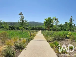 Appartement à Hyères (83400)