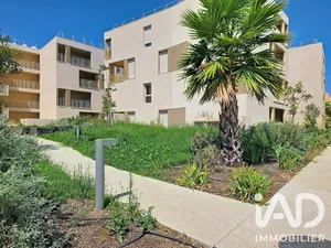 Appartement à Hyères (83400)