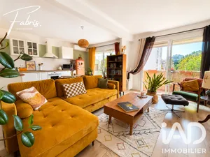 Apartment in Toulon (83100)