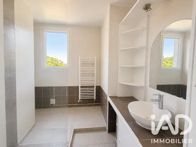 Appartement à Givors (69700)
