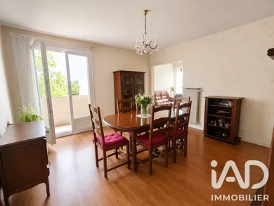 Appartement à Fagnières (51510)