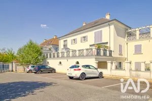 Apartment in Magny-le-Hongre (77700)