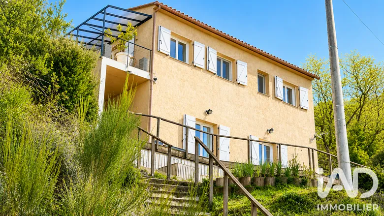 Maison 6 pièces 136 m² · à Carbuccia · 136,4 m² · 399 000 €