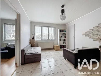 Appartement à Saint-Priest (69800)