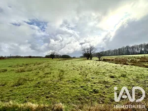 Land in Sévigny-la-Forêt (08230)