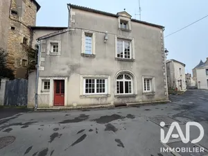 Immeuble à Thouars (79100)
