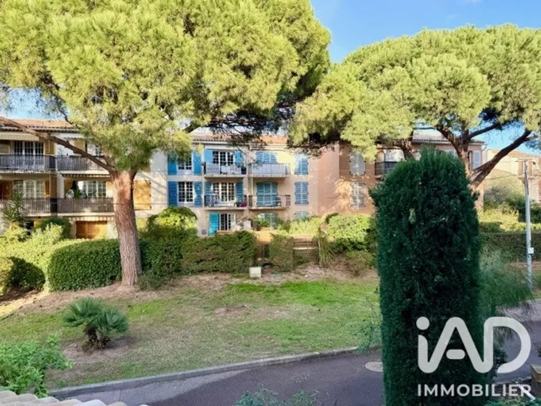 Appartement 2 pièces 49 m² · à Saint-Raphaël · 48,7 m² · 175 000 €
