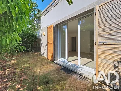 Appartement à Sainte-Geneviève-des-Bois (91700)