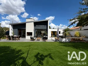 Maison d'architecte à Saint-Aignan-Grandlieu (44860)