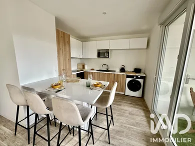 Appartement à Carcans (33121)