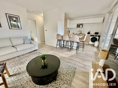 Appartement à Carcans (33121)