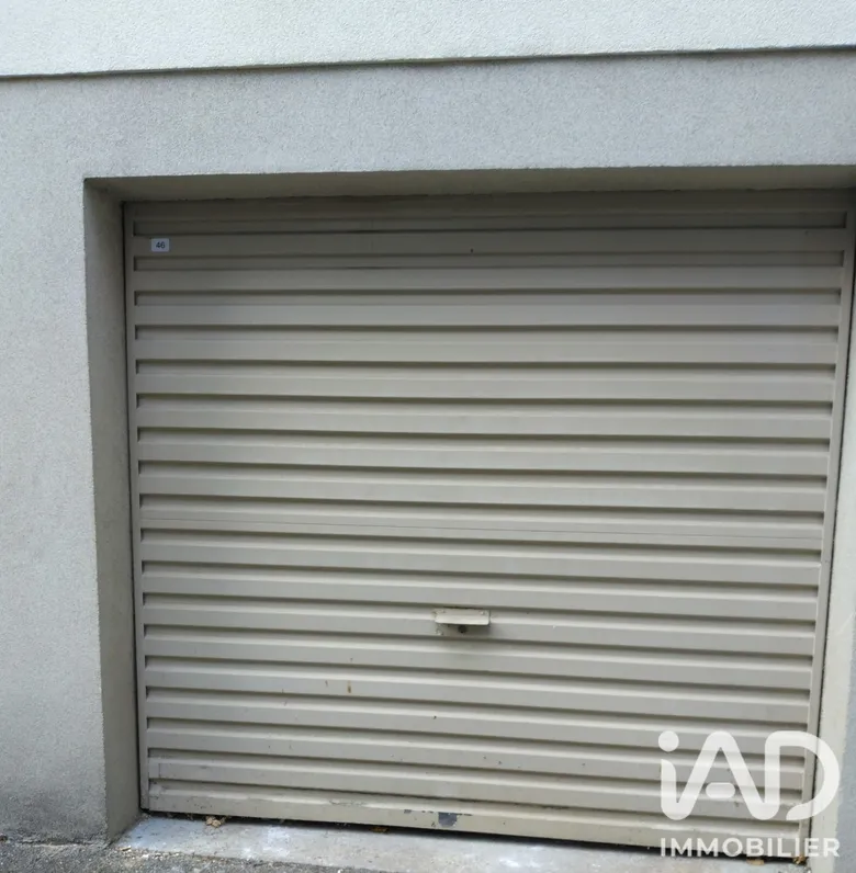 Parking 14 m² · à Le Pecq · 14 m² · 26 500 €