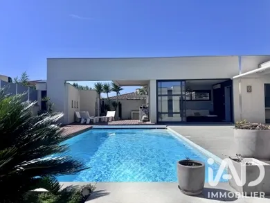 Maison d'architecte à Corneilla-la-Rivière (66550)
